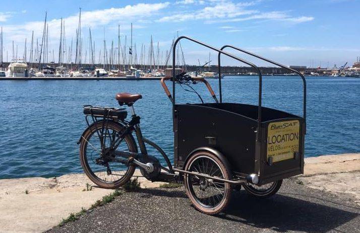 balade en famille à vélo électrique à sete