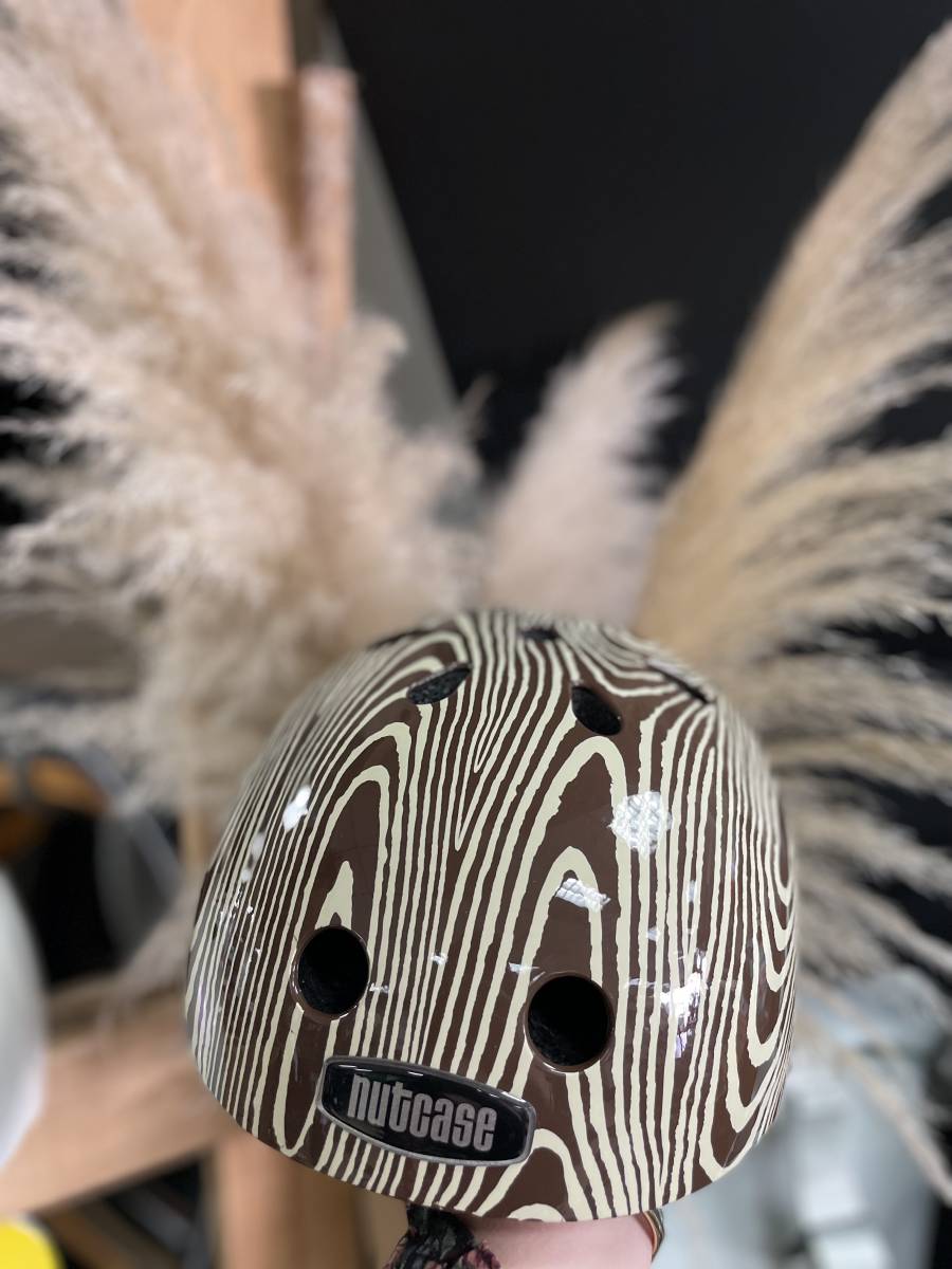 Casque disponible au magasin flying cat à sete 